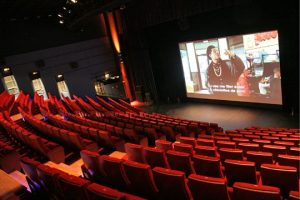 salle parfaite pour une masturbation au cinéma